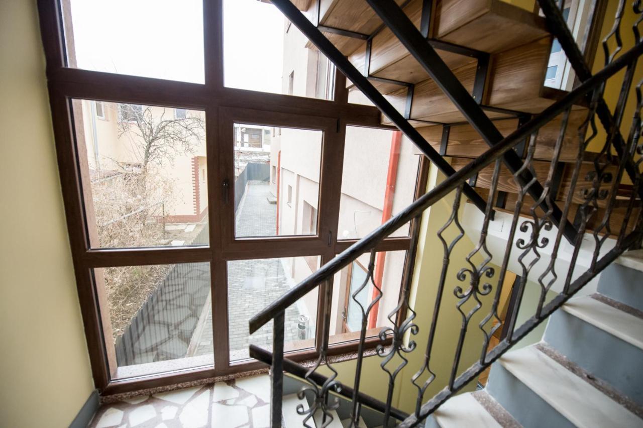Vila Nicopole Art & Wine Brasov Bagian luar foto